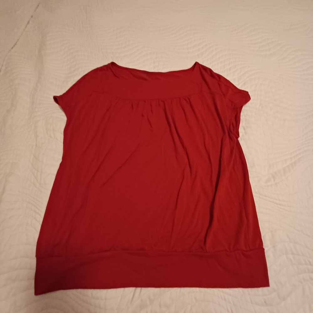 The Loft women's medium top